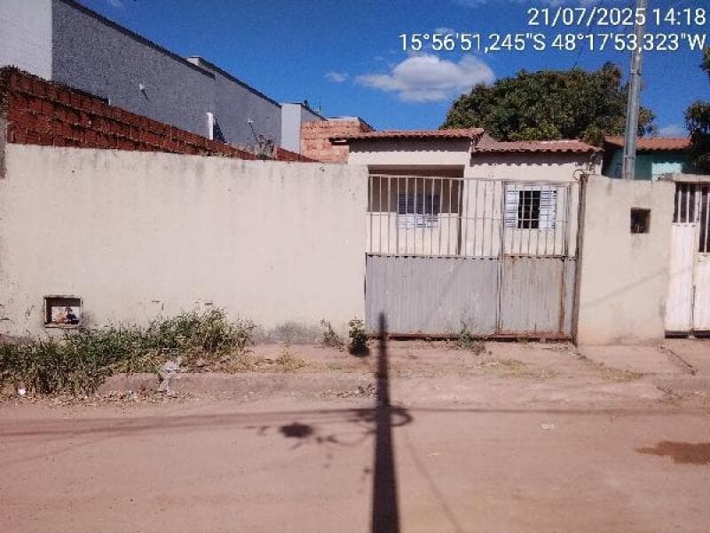 Casa em leilão em Santo Antônio Do Descoberto - GO — LOTE 111 CASA EM SANTO ANTONIO DO DESCOBERTO/GO - DESCONTO DE 39,57% DO VALOR DE AVALIAÇÃO