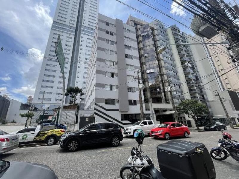 Apartamento em leilão em Curitiba - PR — LOTE 245 APARTAMENTO EM CURITIBA/PR - DESCONTO DE 36,26% DO VALOR DE AVALIAÇÃO