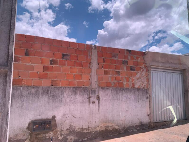 Terreno em leilão em Simão Dias - SE — LOTE 015 TERRENO EM SIMÃO DIAS/SE