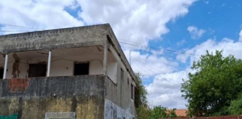 Foto 3 de 3: Casa em leilão em Quixeramobim - CE — LOTE 030 CEARÁ - QUIXERAMOBIM/CE - CASA RESIDENCIAL