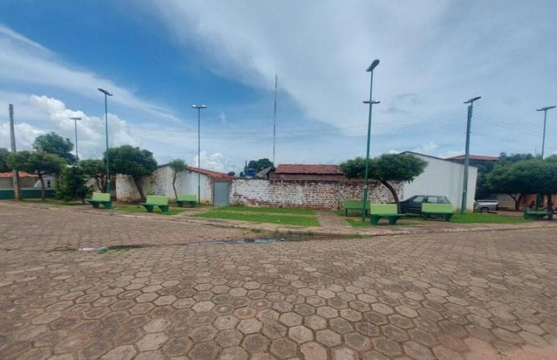 Foto 2 de 3: Casa em leilão em Imperatriz - MA, bairro Jardim Planalto — LOTE 037 MARANHÃO - IMPERATRIZ/MA - CASA RESIDENCIAL