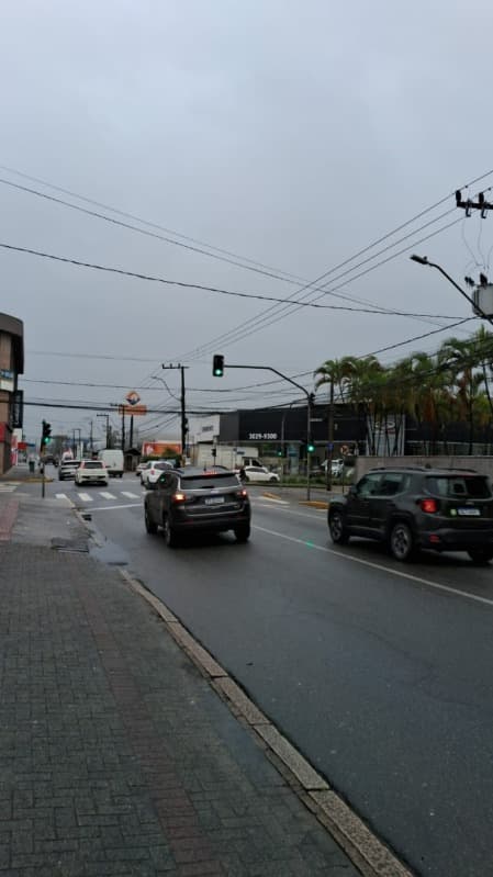 Foto 6 de 9: Apartamento em leilão em Joinville - SC, bairro América — LOTE 001 Apartamento n.o 801, localizado no 8o pavimento, do Bloco "A" do Edifício Parque Residencia