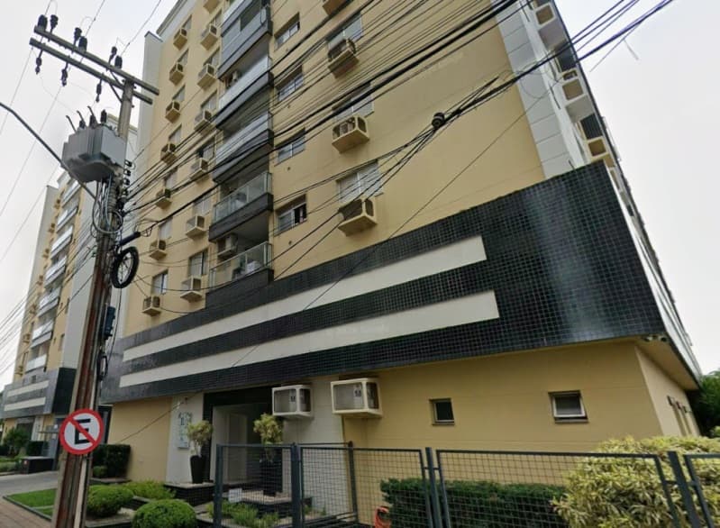 Apartamento em leilão em Içara - SC, bairro Centro — LOTE 001 Apartamento e Garagem