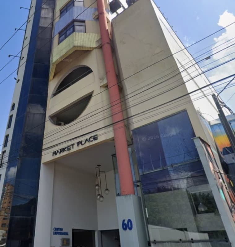 Foto 1 de 3: Comercial em leilão em Jaraguá Do Sul - SC, bairro Centro — LOTE 001 Loja n° 04, do Edifício Centro Empresarial Market Place