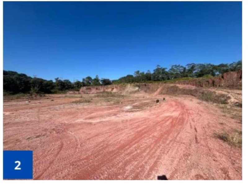Foto 2 de 18: Terreno em leilão em São Francisco Do Sul - SC, bairro Morro Grande — LOTE 001 Um terreno alodial, de forma irregular, situado no lugar "Morro Grande", zona urbana de São