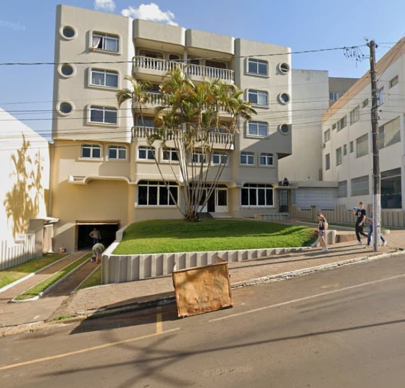 Foto 1 de 2: Apartamento em leilão em Frederico Westphalen - RS, bairro Centro — LOTE 001 Apartamento n.o 102, destinado a residência, medindo 116,7425m2 de área real privativa da u