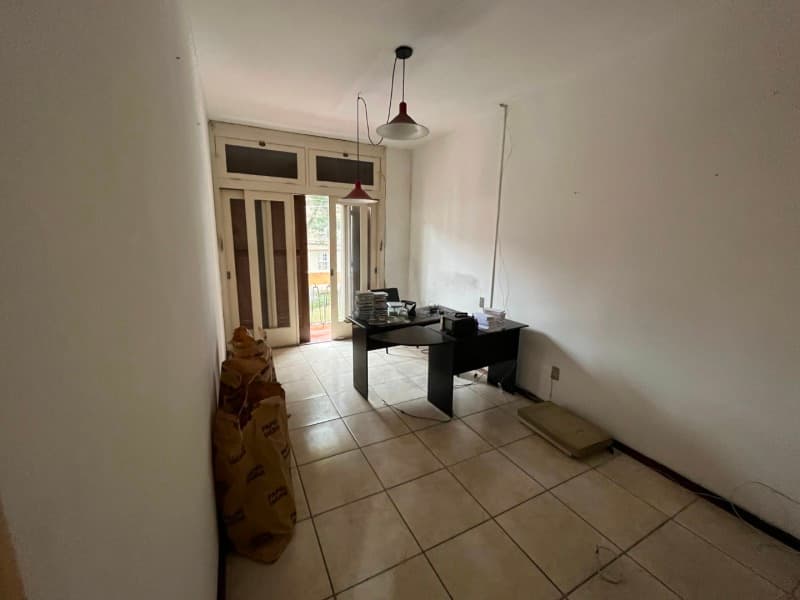 Foto 22 de 27: Terreno em leilão em Pelotas - RS — LOTE 002 Imóvel localizado à Rua Gonçalves Chaves nº 771