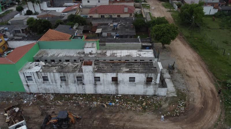 Foto 5 de 7: Terreno em leilão em Pelotas - RS — LOTE 001 Imovel com 16 unidades habitacionais na Rua Guilherme Echenique