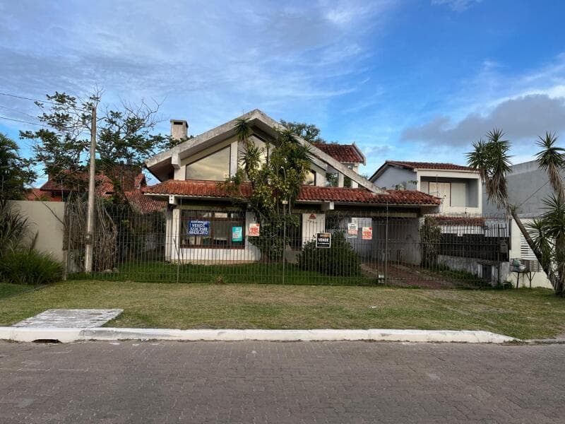 Foto 1 de 25: Terreno em leilão em Pelotas - RS — LOTE 001 Imovel Avenida Espírito Santo - Laranjal