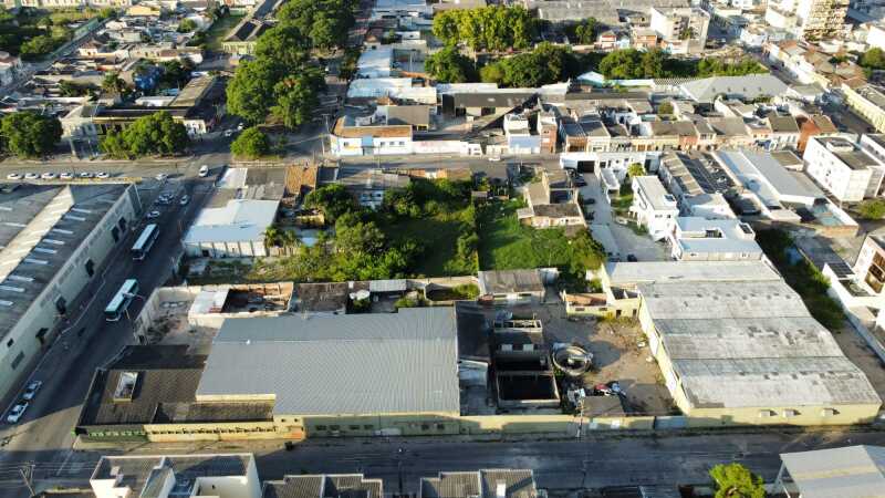 Foto 8 de 10: Terreno em leilão em Pelotas - RS, bairro Centro — LOTE 001 Imovel na Rua Manduca Rodrigues, 752