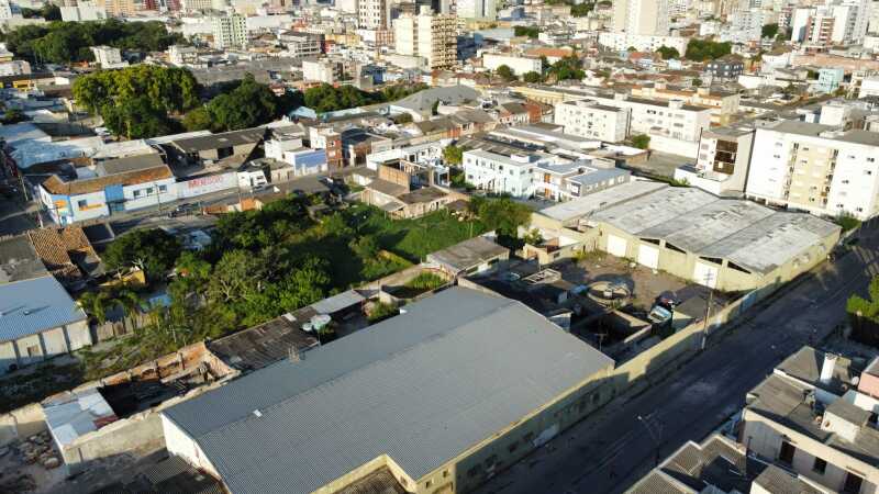 Foto 9 de 10: Terreno em leilão em Pelotas - RS, bairro Centro — LOTE 001 Imovel na Rua Manduca Rodrigues, 752