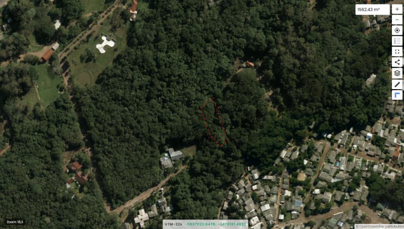 Foto 1 de 2: Terreno em leilão em Santa Cruz Do Sul - RS — LOTE 006 O terreno urbano medindo 1.458,22 m² , no Loteamento Avifauna, em Santa Cruz do Sul/RS