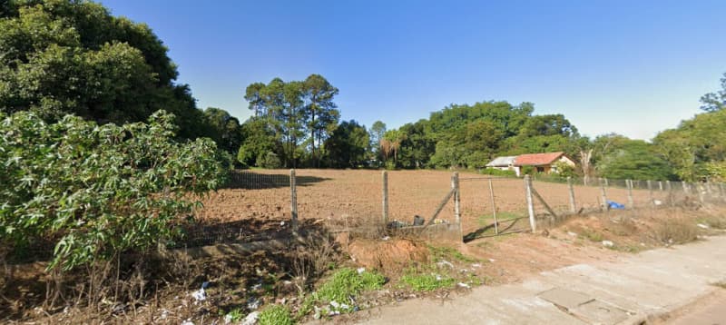 Foto 1 de 4: Terreno em leilão em Charqueadas - RS — LOTE 001 O terreno urbano com aprox. 1.200m² (20x60m) em Charqueadas/RS