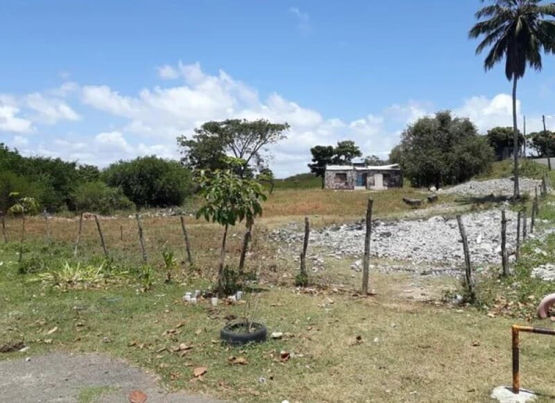 Imóvel em leilão em Aracaju - SE — LOTE 004 Imóvel residencial em Soledade