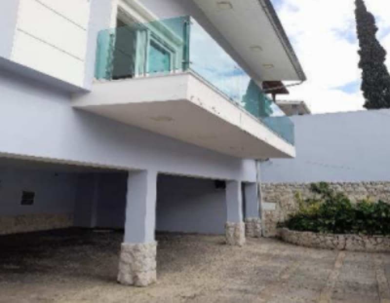 Foto 17 de 18: Casa em leilão em Nova Iguaçu - RJ, bairro Centro — LOTE 001 Casa em Nova Iguaçu/RJ