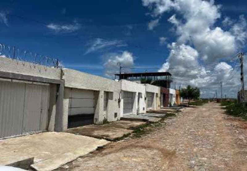 Foto 1 de 3: Terreno em leilão em Iguatu - CE — LOTE 008 Lote 30 Quadra 06 - Loteamento Araras - 150m² - Iguatu/CE