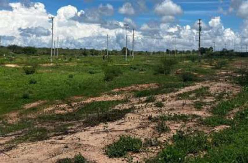 Foto 2 de 3: Terreno em leilão em Iguatu - CE — LOTE 013 Lote 35 Quadra 06 - Loteamento Araras - 150m² - Iguatu/CE