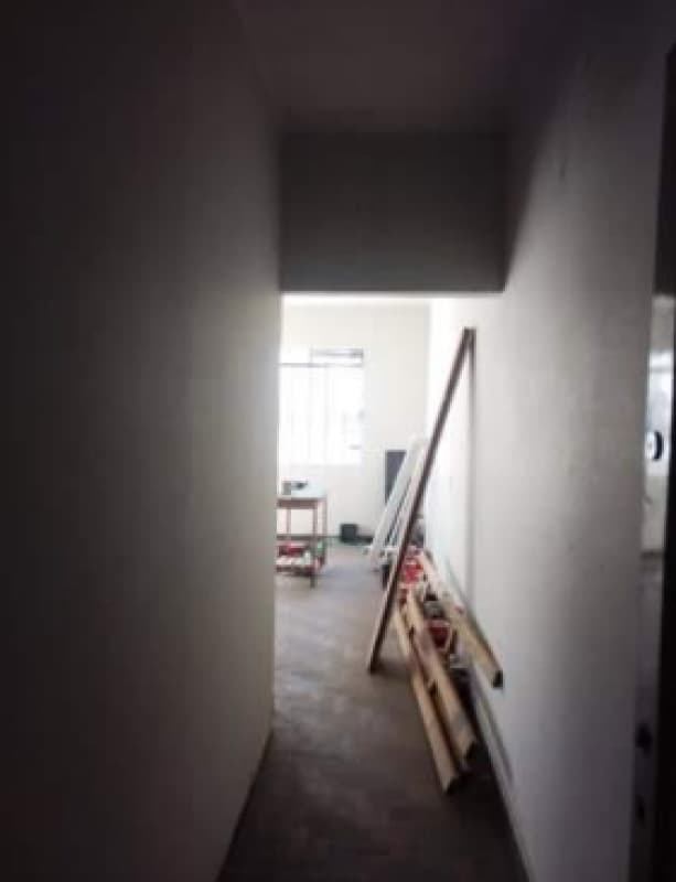 Foto 7 de 12: Comercial em leilão em Curitiba - PR — LOTE 005 Prédio com 4 Pavimentos