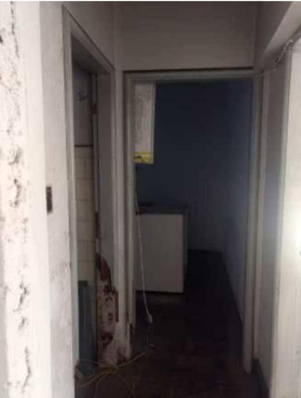 Foto 9 de 12: Comercial em leilão em Curitiba - PR — LOTE 005 Prédio com 4 Pavimentos