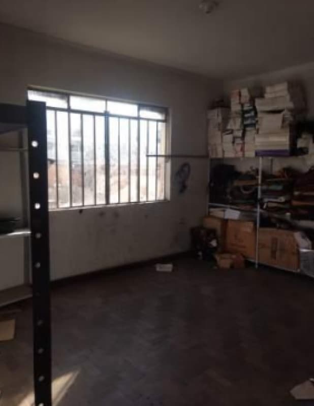 Foto 12 de 12: Comercial em leilão em Curitiba - PR — LOTE 005 Prédio com 4 Pavimentos