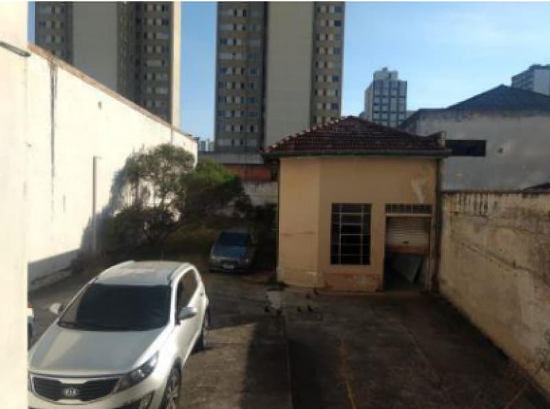 Foto 9 de 19: Comercial em leilão em Curitiba - PR — LOTE 006 Prédio com 3 Pavimentos