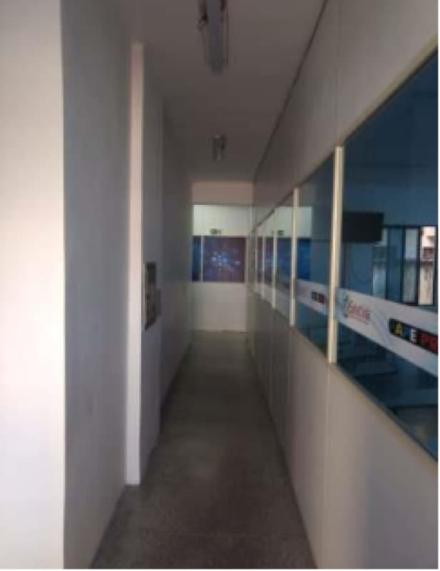Foto 14 de 19: Comercial em leilão em Curitiba - PR — LOTE 006 Prédio com 3 Pavimentos