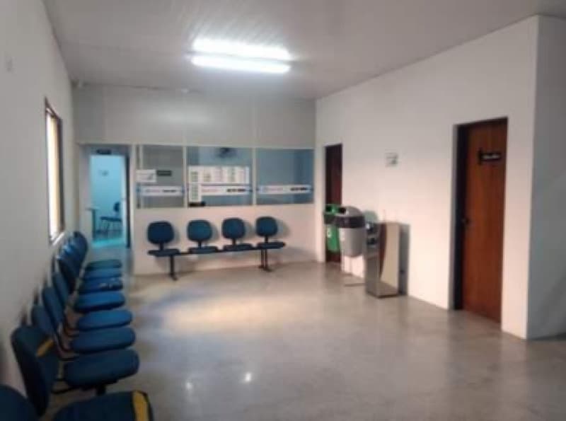 Foto 15 de 19: Comercial em leilão em Curitiba - PR — LOTE 006 Prédio com 3 Pavimentos