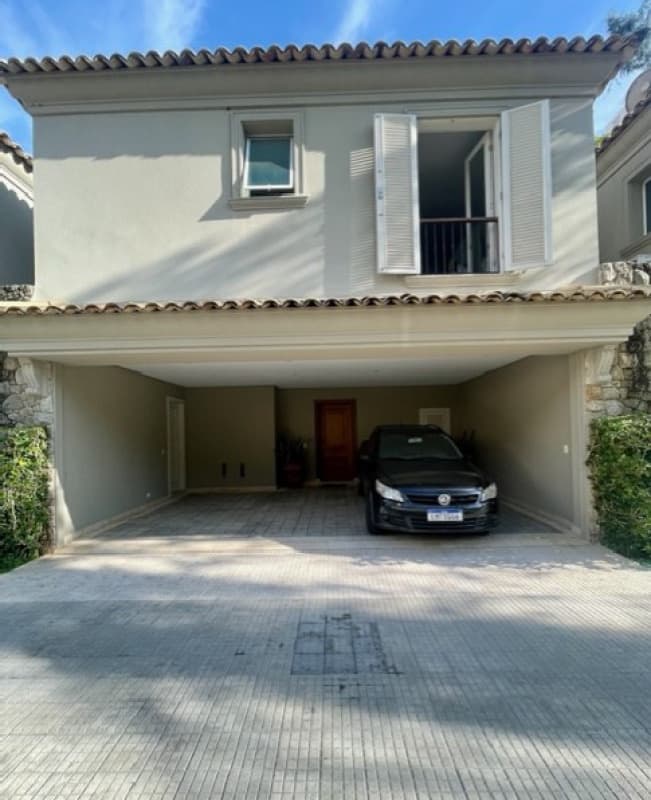 Casa em leilão em São Paulo - SP — LOTE 001 IMÓVEL
