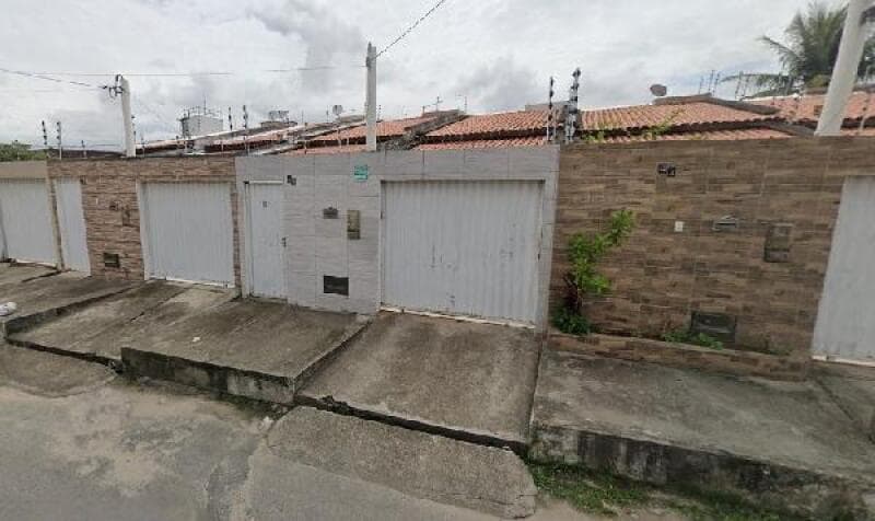 Casa em leilão em Feira De Santana - BA — LOTE 035 CASA - 8444417499702