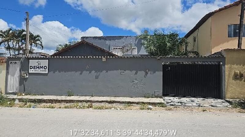 Casa em leilão em Teixeira De Freitas - BA — LOTE 074 CASA -1444405071674