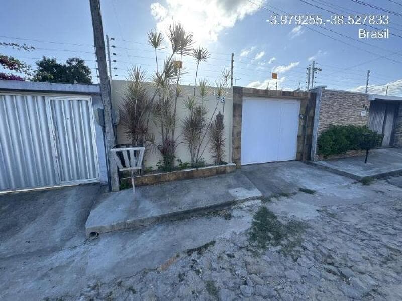 Casa em leilão em Itaitinga - CE — LOTE 092 CASA - 8444407211811