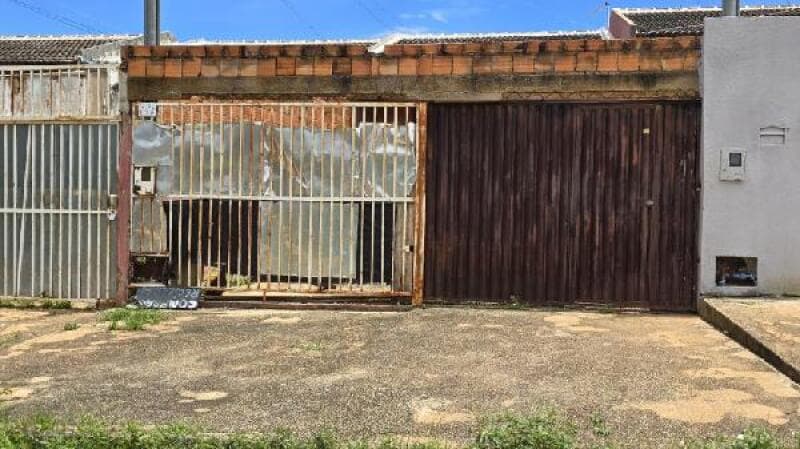 Casa em leilão em Santo Antônio Do Descoberto - GO — LOTE 157 LOT JD ANA BEATRIZ I - 8444405165855
