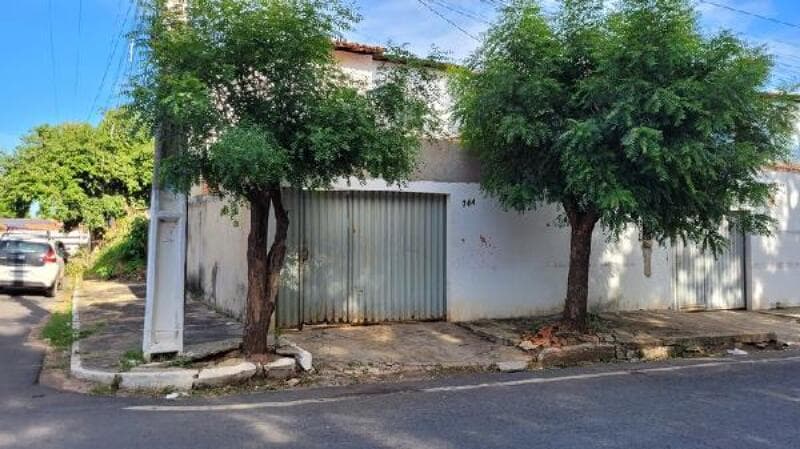 Casa em leilão em Barreiras - BA — LOTE 020 RESIDENCIAL VISTA DA SERRA 8444413544738