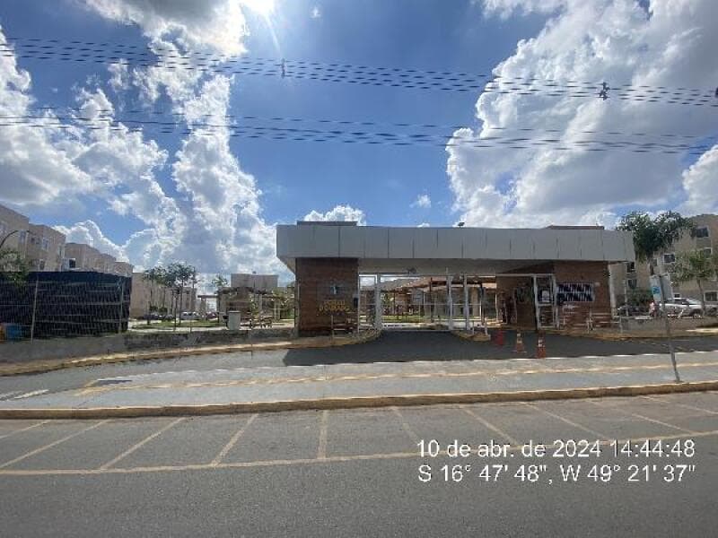 Apartamento em leilão em Goiânia - GO — LOTE 112 COND. RES. PORTO DOURADO I 8787704045706