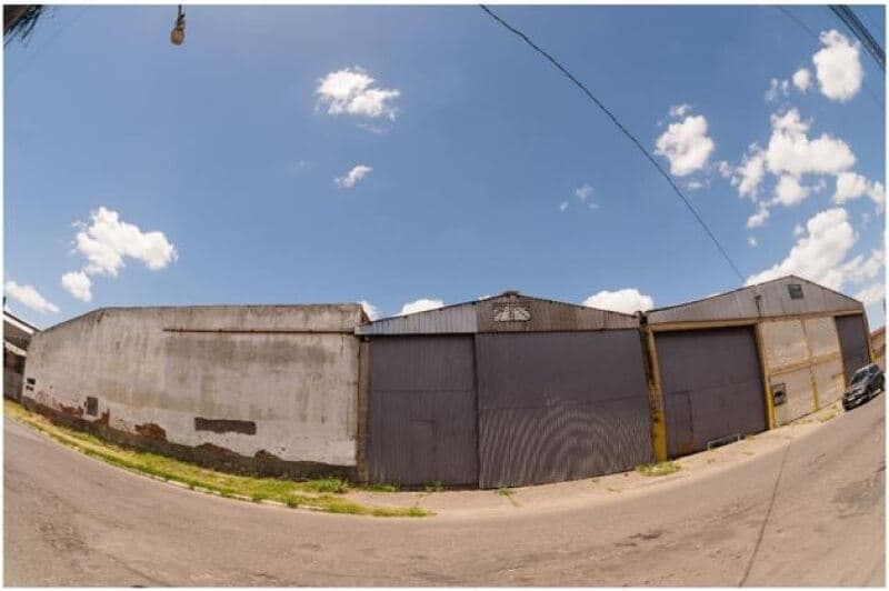 Foto 5 de 5: Terreno em leilão em Canoas - RS — LOTE 006 TERRENOS E EDIFICAÇÃO (BARRACÃO)