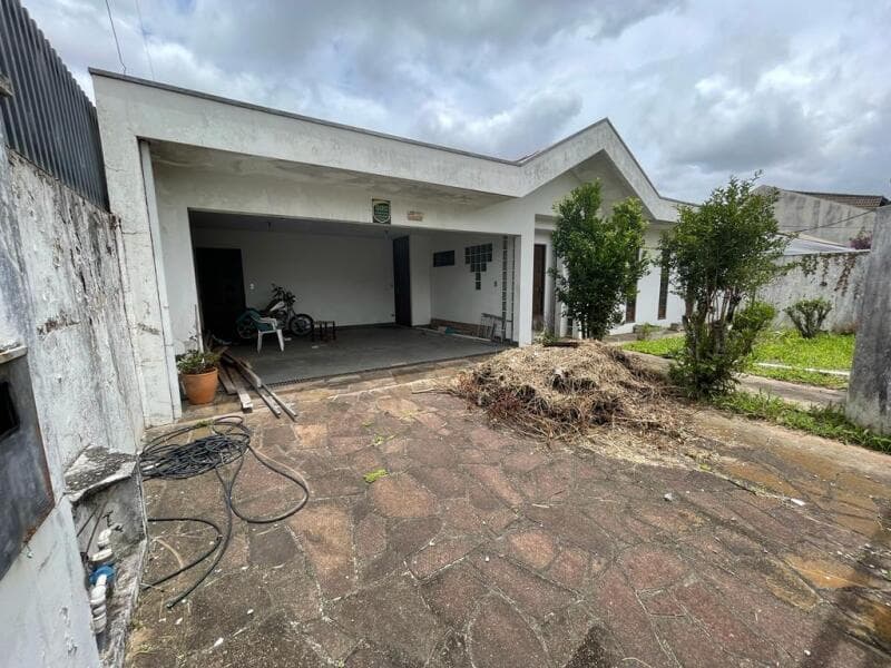 Foto 4 de 4: Casa em leilão em Curitiba - PR — LOTE 001 CASA