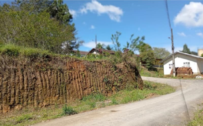Foto 3 de 6: Terreno em leilão em Taió - SC, bairro Padre Eduardo — LOTE 001 TERRENO