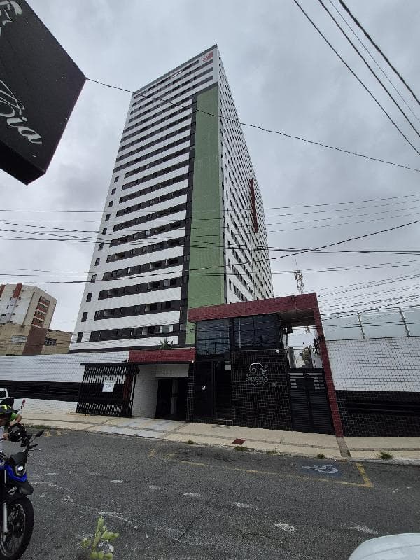 Apartamento em leilão em Maceió - AL, bairro Pinheiro — LOTE 004 ED RESID SPAZIO VITA-1555534294744