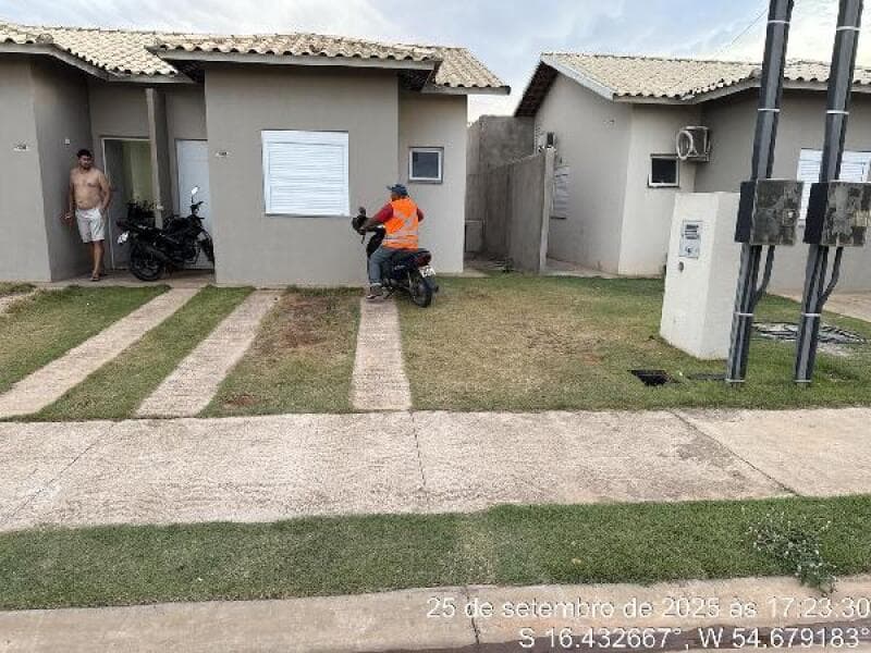 Casa em leilão em Rondonópolis - MT, bairro Vila Rica — LOTE 132 RNI MORADAS CLUBE VICENTE BISSONI-8787713296937