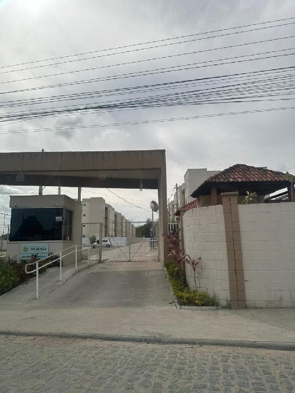 Apartamento em leilão em Igarassu - PE, bairro Agamenon Magalhães — LOTE 154 COND RES QUINTA DAS FIGUEIRAS-8787711144471