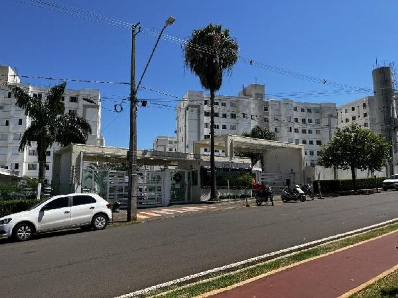 Apartamento em leilão em Londrina - PR — LOTE 209 COND SPAZIO LILLE-8787709410127