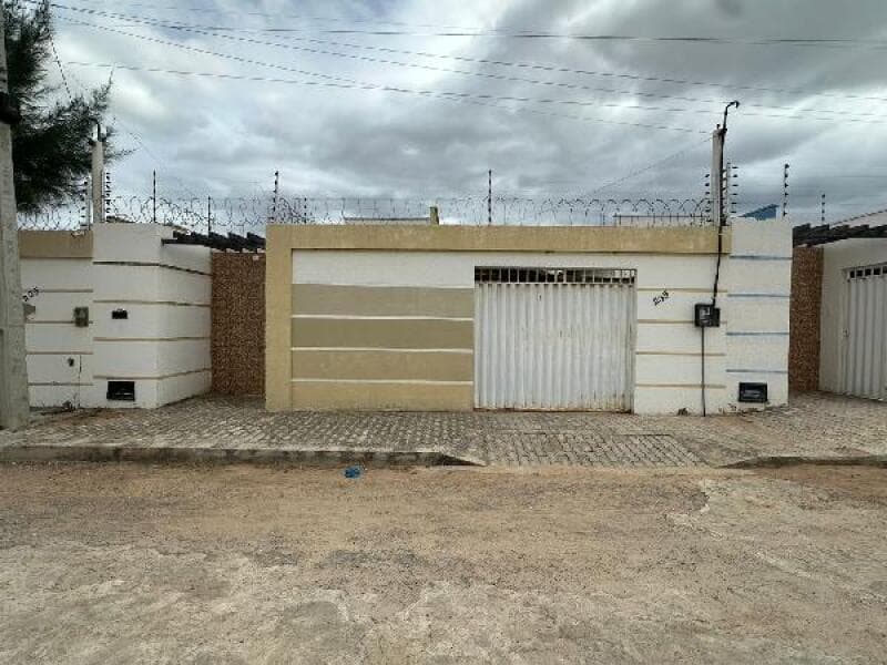 Casa em leilão em Mossoró - RN, bairro Santa Delmira — LOTE 404 LOT POR DO SOL-8444421397390