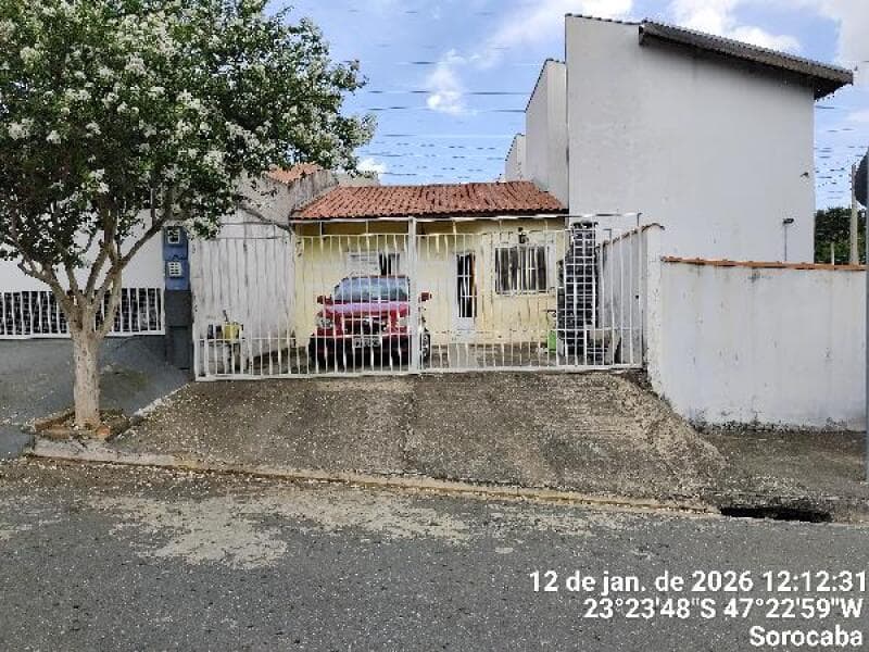 Casa em leilão em Sorocaba - SP — LOTE 571 LT JD VILLAGE CAJURU-8444401574882