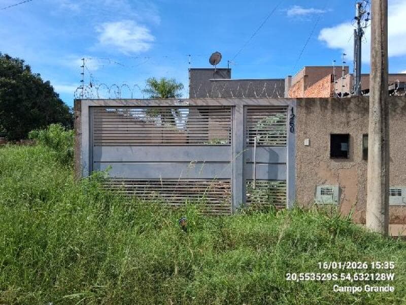 Casa em leilão em Campo Grande - MS, bairro Los Angeles — LOTE 098 CASA-8444421331640
