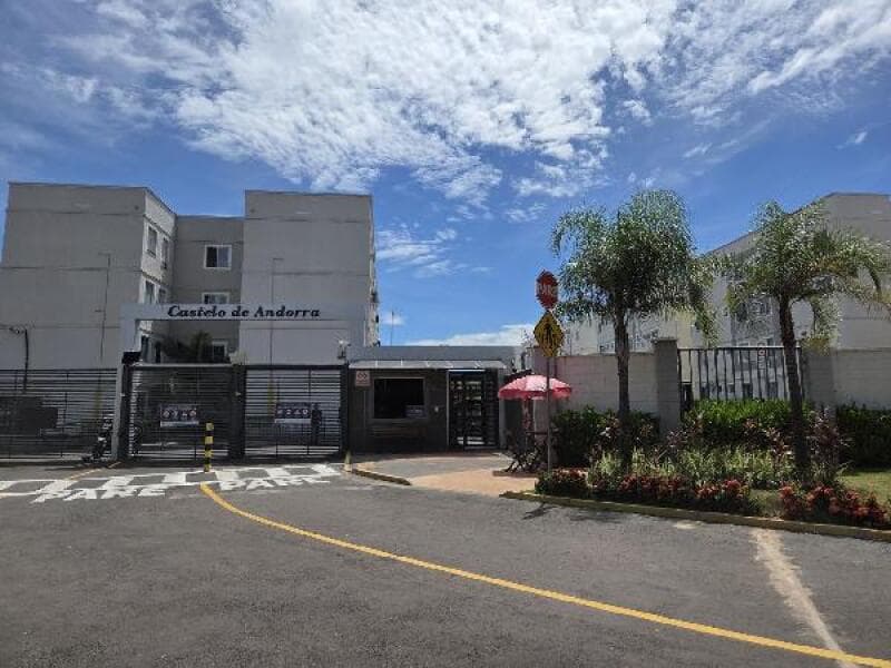 Apartamento em leilão em Campo Grande - MS, bairro Pioneiros — LOTE 099 APARTAMENTO-8787711624317