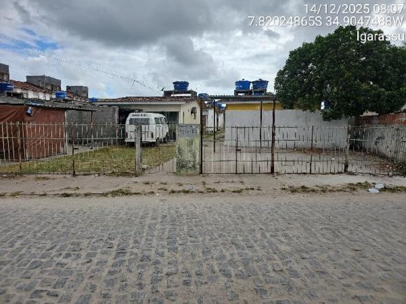 Casa em leilão em Igarassu - PE, bairro Sitio dos Marcos — LOTE 126 CJ RES FLOR DE LIZ-8444416613528