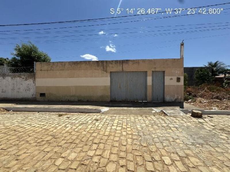 Casa em leilão em Mossoró - RN, bairro Itapetinga — LOTE 358 LOTEAMENTO CIDADE OESTE-8444406148997