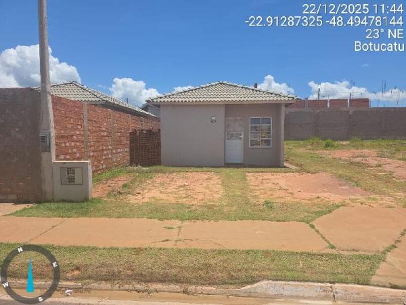 Casa em leilão em Botucatu - SP, bairro Botucatu Veronica (rubiao Junior) — LOTE 417 LT BOTUCATU VERONICA-8787716332772