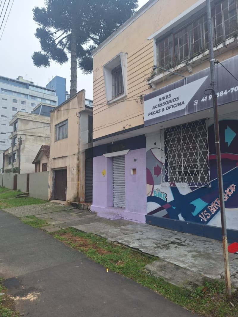 Foto 4 de 11: Comercial em leilão em Curitiba - PR, bairro Cristo Rei — LOTE 003 PRÉDIO NO BAIRRO CRISTO REI (CURITIBA)