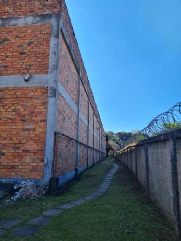 Foto 2 de 50: Comercial em leilão em Curitiba - PR, bairro Cidade Industrial — LOTE 001 BARRACÃO INDUSTRIAL E DE SERVIÇOS